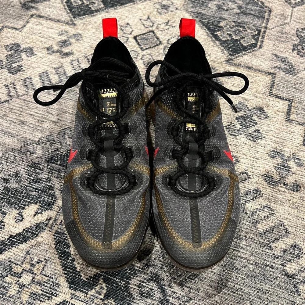 Nike Women's Vapor Max Athletic Sneakers with Red Accents